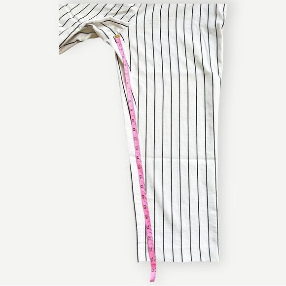 Anne Klein Wide Leg White & Black Striped Crop Trouser Pants. 10. - Picture 5 of 8
